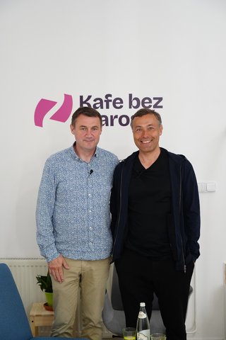 Kafe bez starostí: Leon Jakimič